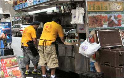 halal food cart in midtown manhattan