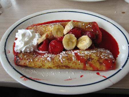  IHOP Strawberry Banana Danish Fruit Crepes - Image © SearchIndia.com