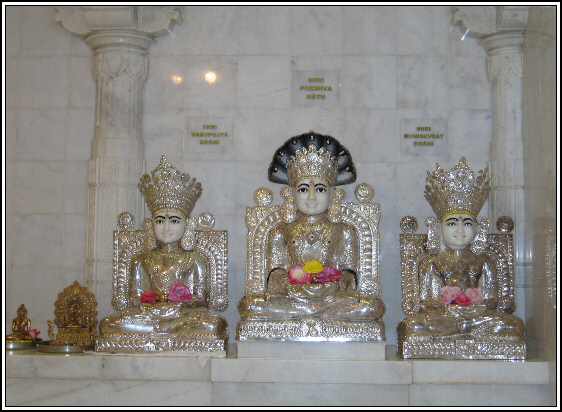 Aurora Balaji Temple Pond