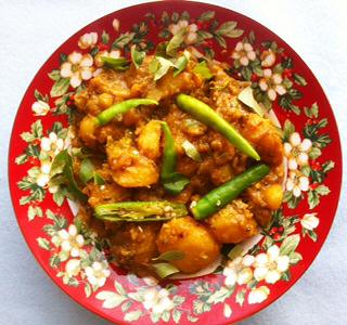 Jenni-Chilli Potato Recipe by SearchIndia.com