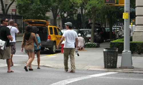 Muslim Cab Driver Praying on NYC Sidewalk