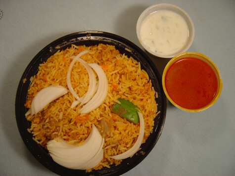 Abhiruchi Iselin Hyderabad Dum Chicken Biryani - © SearchIndia.com